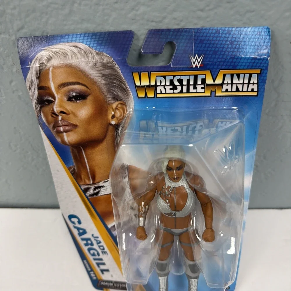 WWE‎ Main Event 161 Jade Cargill Wrestling Figure Wrestlemania Mattel Card Bent